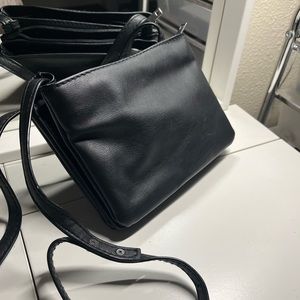 Universal Thread Purse